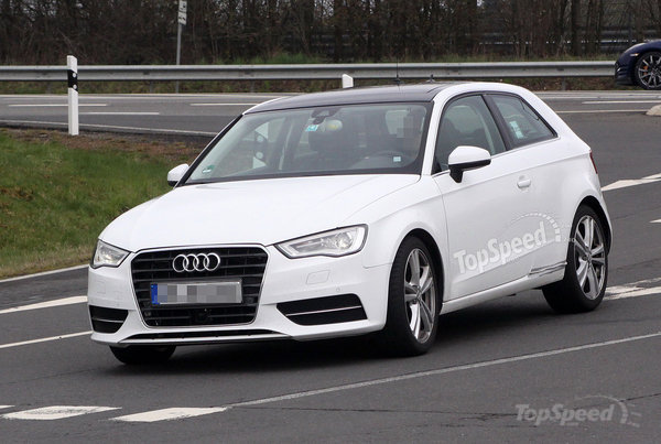 Audi представляет официальную информацию о S3 модельного ряда 2013 года Audi представляет официальную информацию о S3 модельного ряда 2013 года