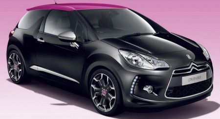 Citroen отмечает продажи розовым DS3 Citroen отмечает продажи розовым DS3
