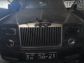 На парковке закрытого отеля в Макао нашли десятки элитных брошенных авто: Rolls-Royce, Porsche и лимузины под слоем пыли