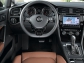 Volkswagen: "Tehnologia de la bordul lui Golf 7 va atrage clienţi noi"