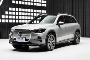Новый удлинённый Mercedes GLC EV: до 630 л.с., полный привод и запас хода до 700 км