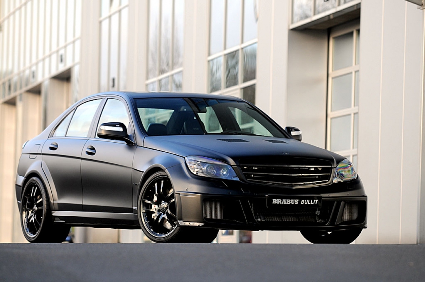 Женевский автосалон 2008: Brabus показал седан Bullit Black Arrow Женевский автосалон 2008: Brabus показал седан Bullit Black Arrow
