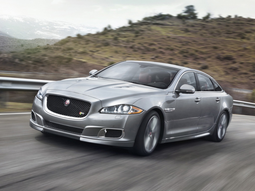 Компания Jaguar выкатила бескомпромиссный седан XJR 2013