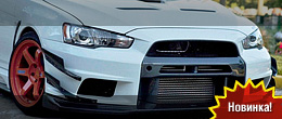 Красивый Mitsubishi Lancer Evo X