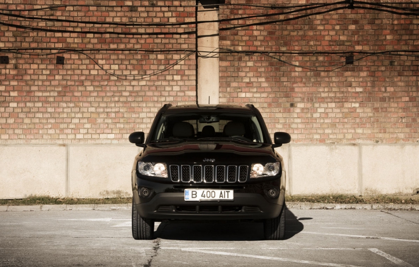 Jeep Compass Pentru profani
