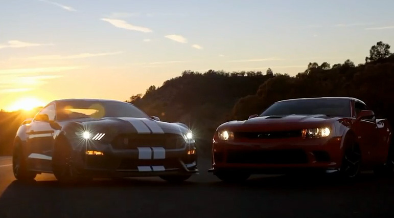 Ford Shelby GT350R Mustang и Chevrolet Camaro Z28 мускулатура имеет значение