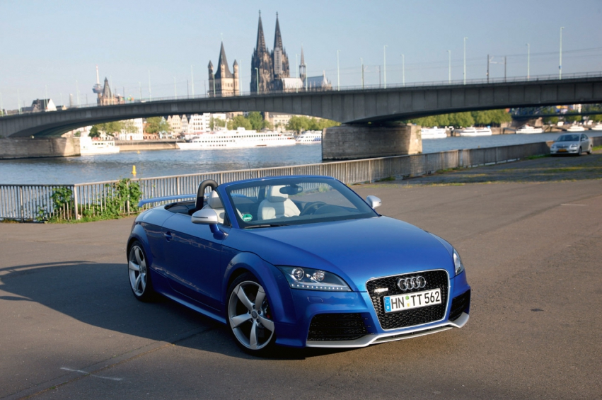 Auto wallpapers Audi TT RS 2010