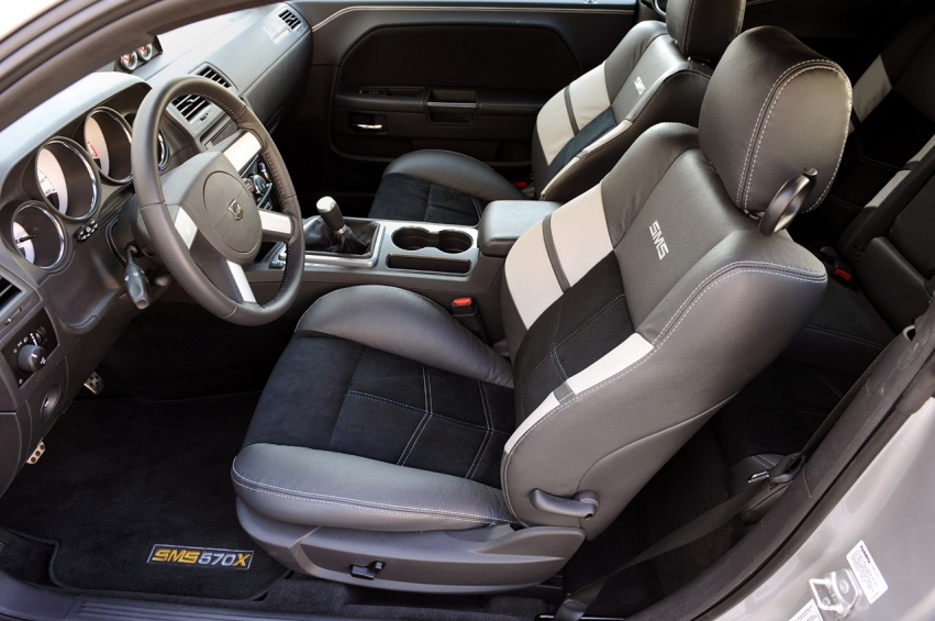 Auto wallpapers Dodge SMS 570X 2009