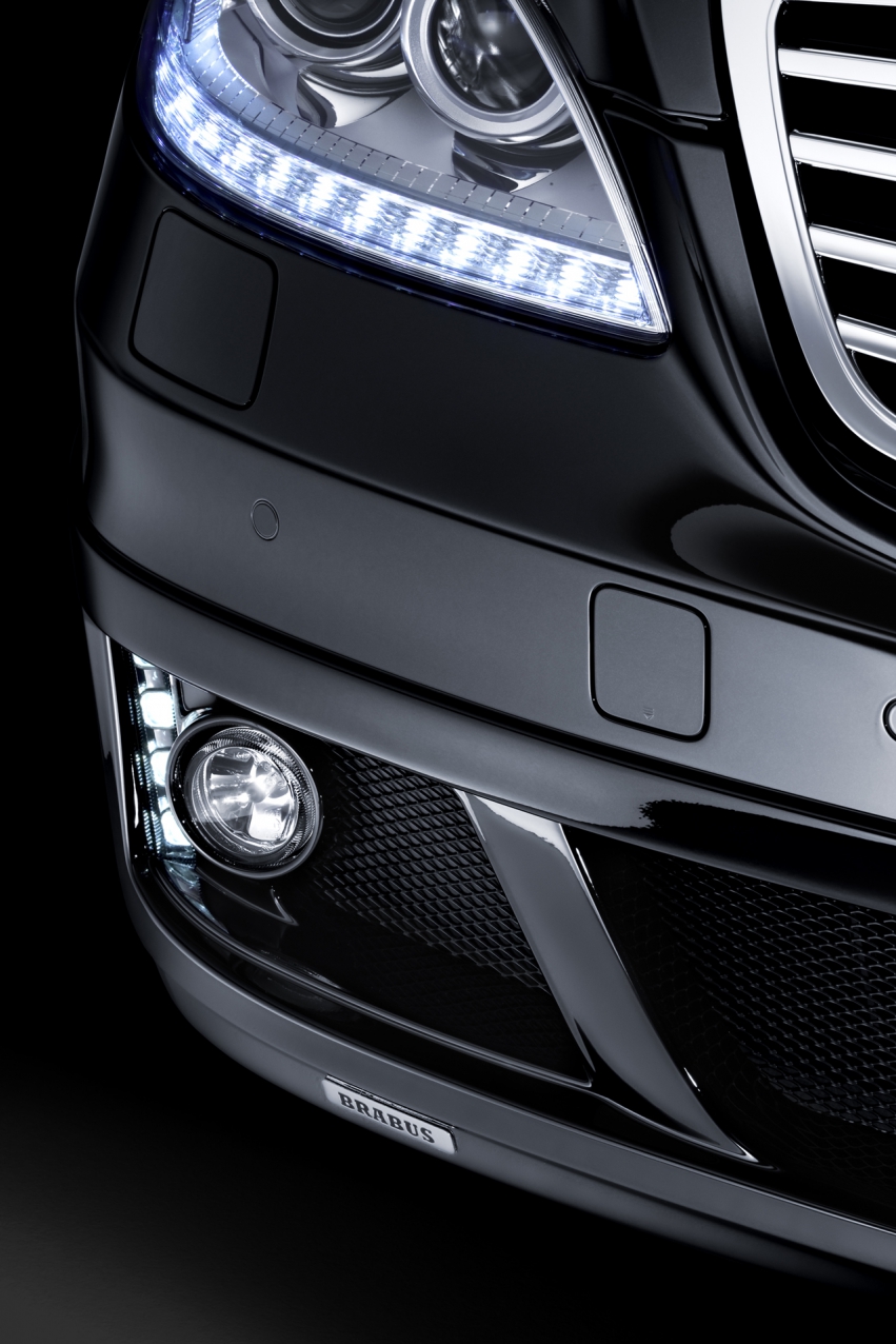 Auto wallpapers Mercedes-Benz BRABUS SV12 R