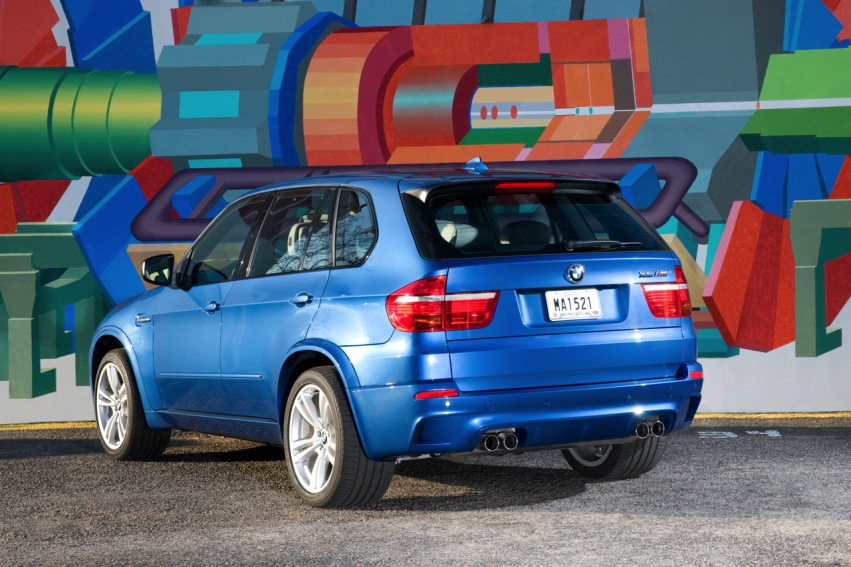 Авто обои BMW X5 M