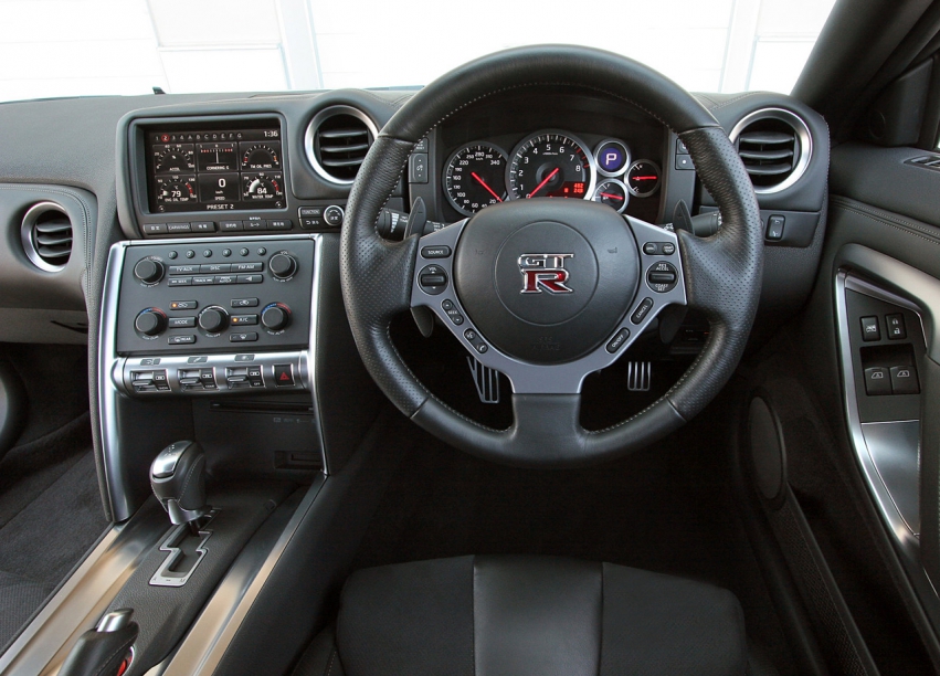 Auto wallpapers Nissan Nissan GT-R 2008