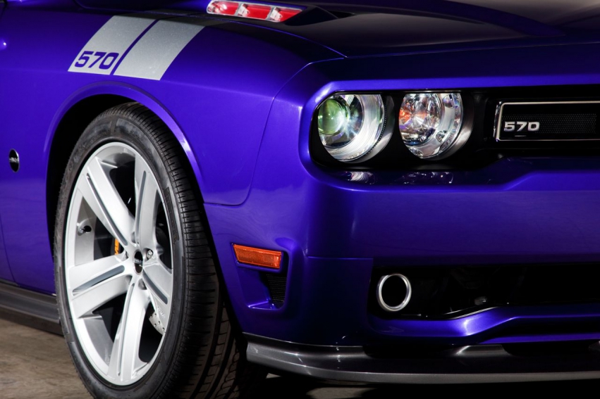 Auto wallpapers Dodge SMS 570 Challenger
