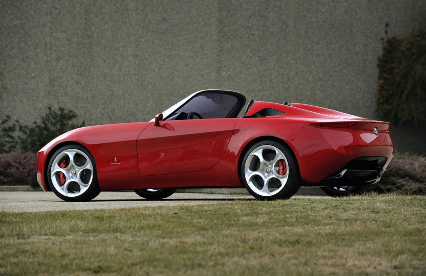 Auto wallpapers Alfa Romeo 2uettottanta by Pininfarina