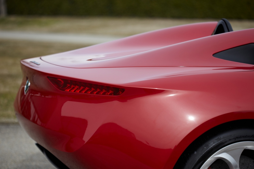 Auto wallpapers Alfa Romeo 2uettottanta by Pininfarina