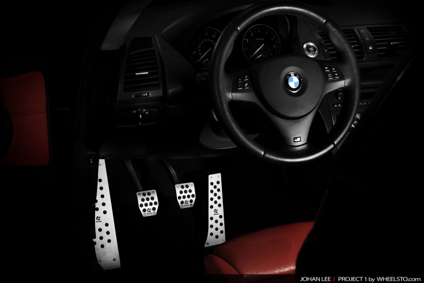 Auto wallpapers BMW WSTO 135i 