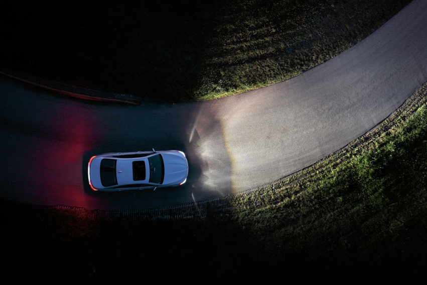 Auto wallpapers BMW 5 Series sedan 2011
