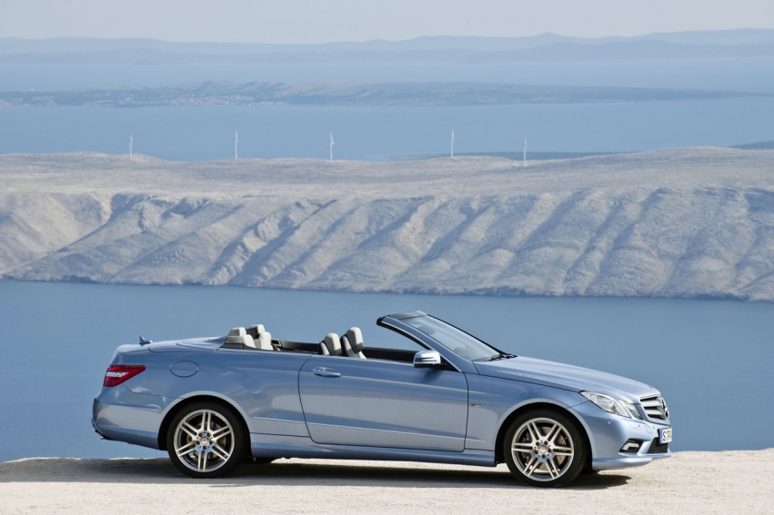 Auto wallpapers Mercedes-Benz E-Class Cabriolet 2011