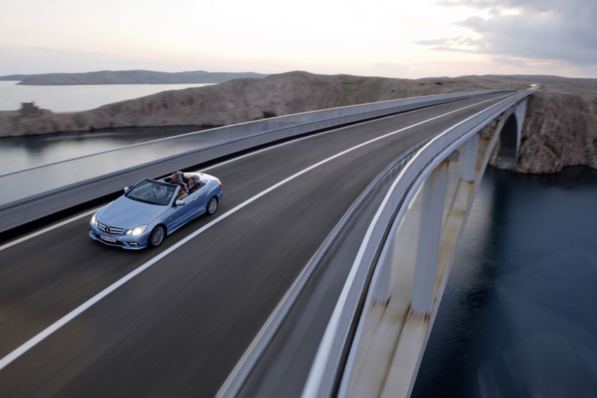 Auto wallpapers Mercedes-Benz E-Class Cabriolet 2011