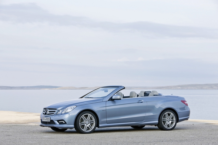 Auto wallpapers Mercedes-Benz E-Class Cabriolet 2011