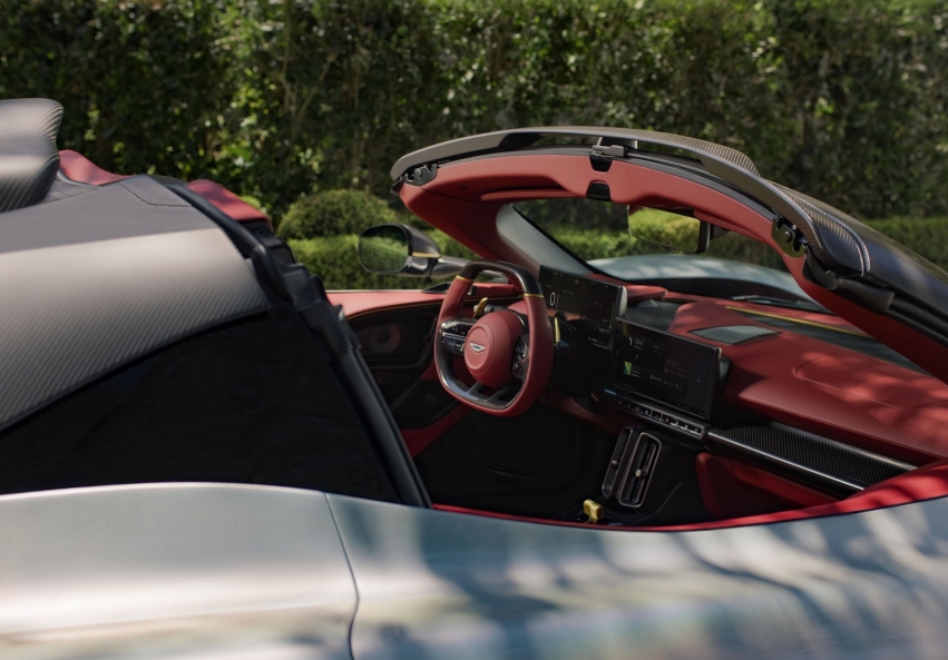 Aston Martin Valhalla Spider 2028 — открытый гиперкар: характеристики, цена, обзор