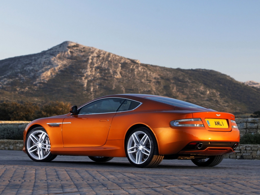 Auto wallpapers Aston Martin Virage 2011
