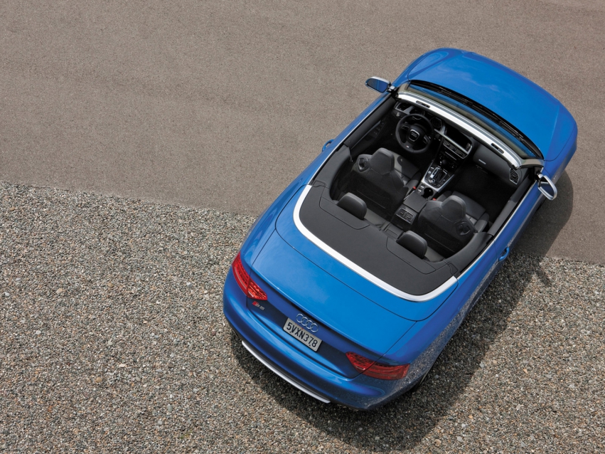 Auto wallpapers Audi S5 Cabrialet 2009-2011