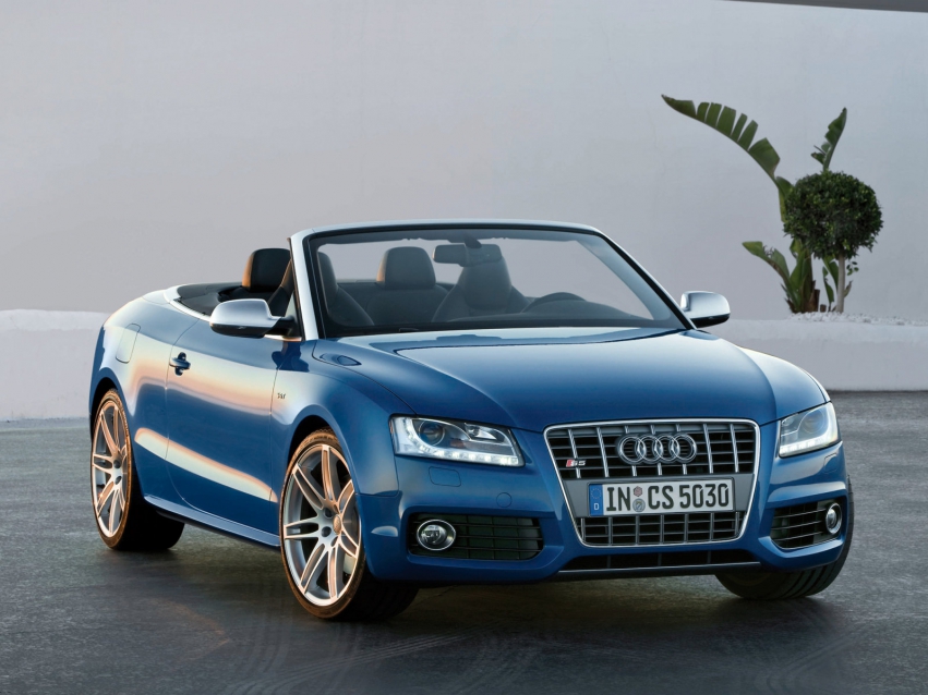 Auto wallpapers Audi S5 Cabrialet 2009-2011