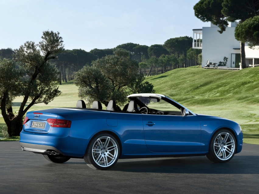 Auto wallpapers Audi S5 Cabrialet 2009-2011