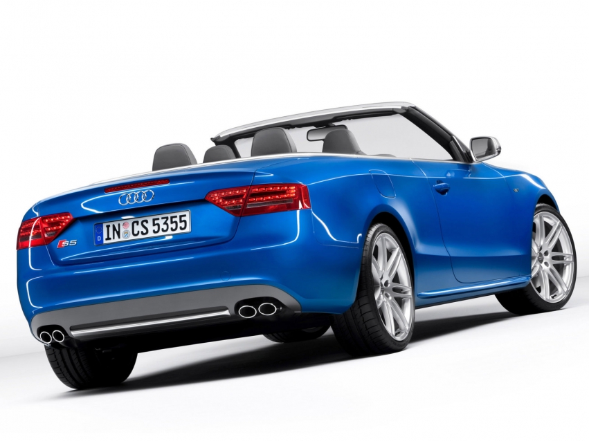 Auto wallpapers Audi S5 Cabrialet 2009-2011