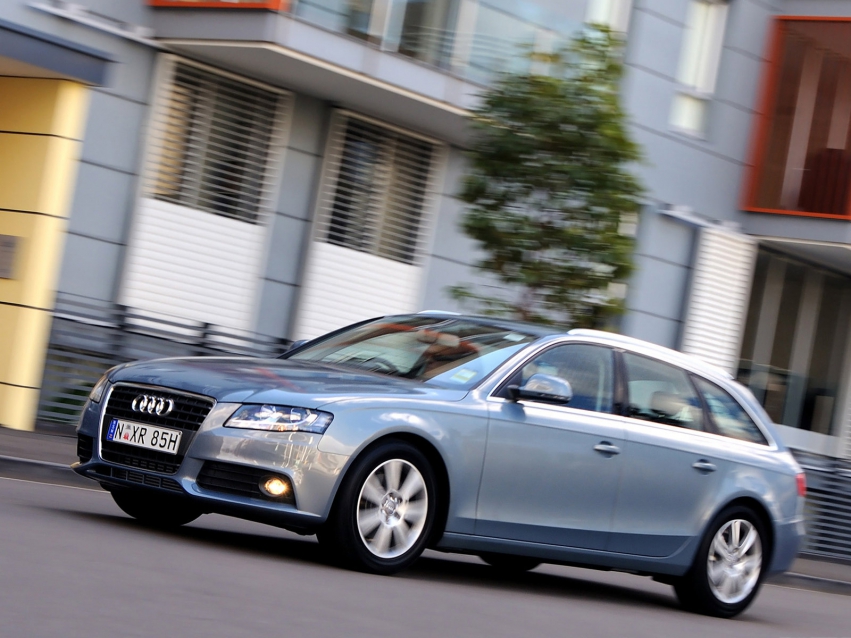 Auto wallpapers Audi A4 Universal 2008-2011