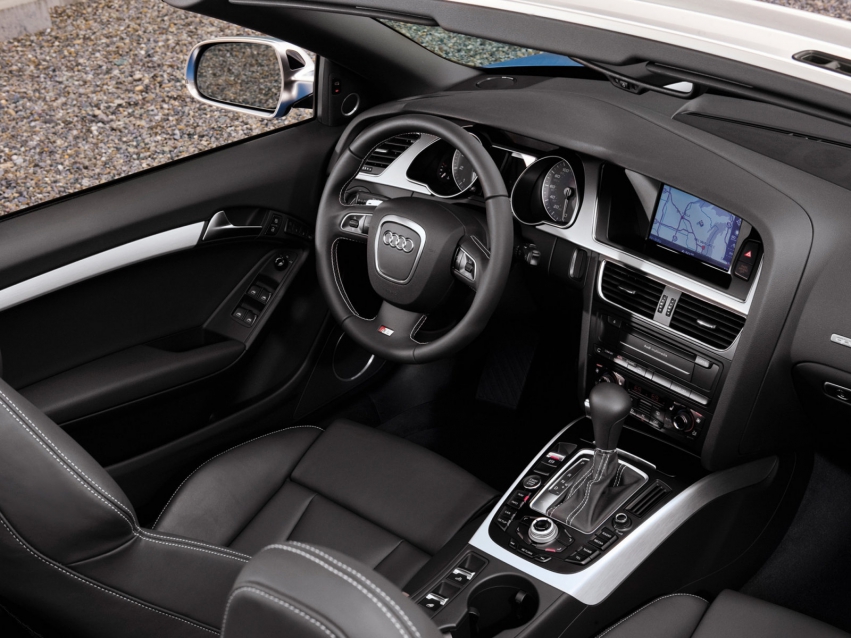 Auto wallpapers Audi S5 Cabrialet 2009-2011