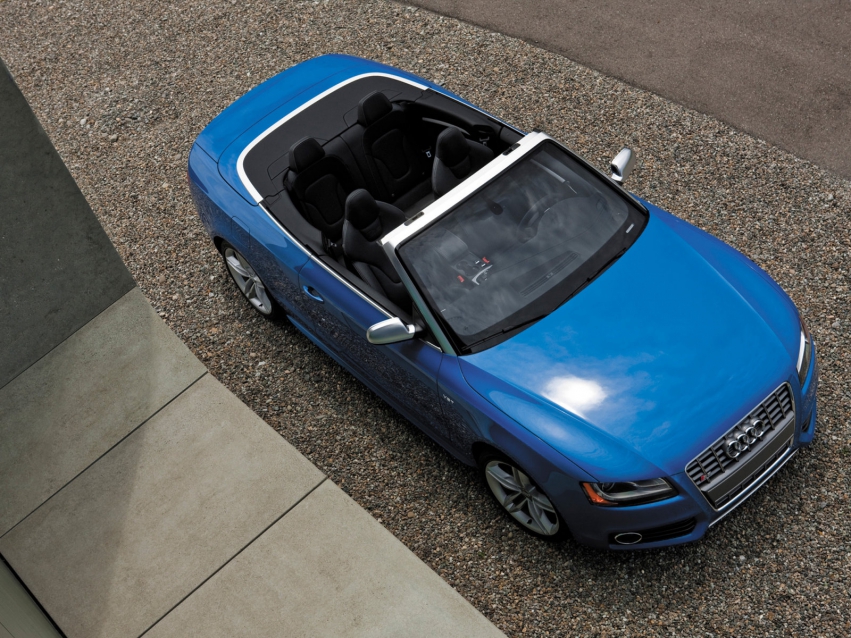 Auto wallpapers Audi S5 Cabrialet 2009-2011