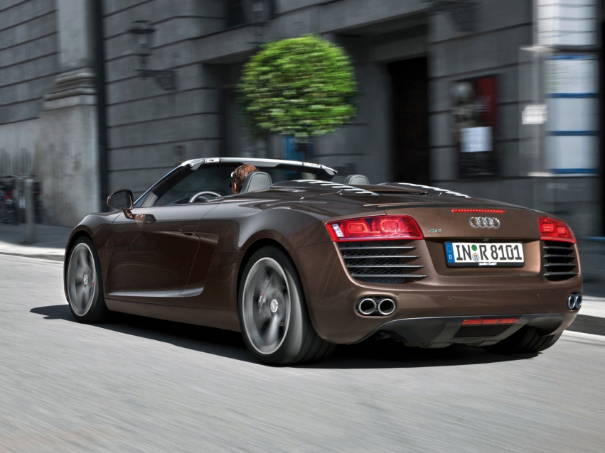 Auto wallpapers Audi R8 Spyder 2010-...