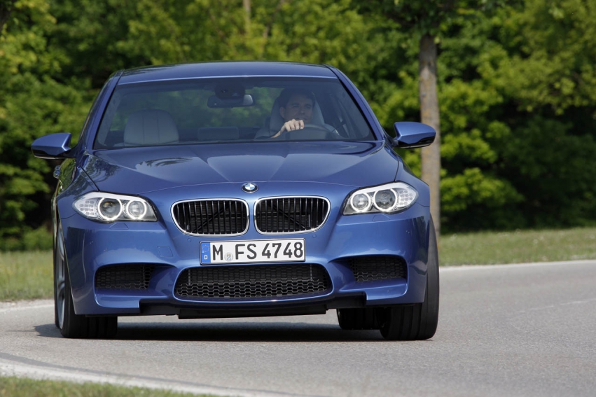 Auto wallpapers BMW M5 F10 2012