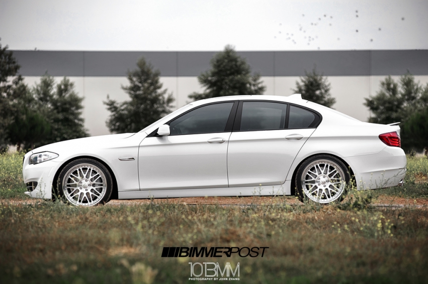 Auto wallpapers BMW 535i modified F10 2011