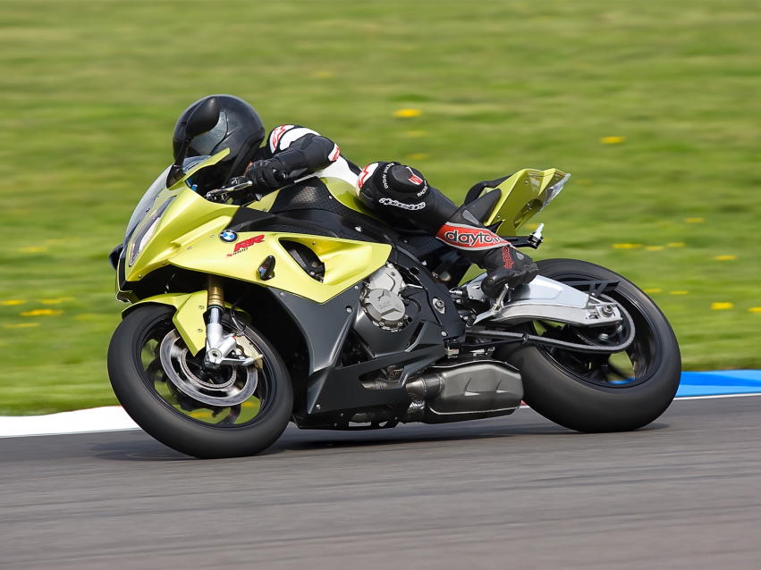 Moto wallpapers BMW S 1000 RR 2010
