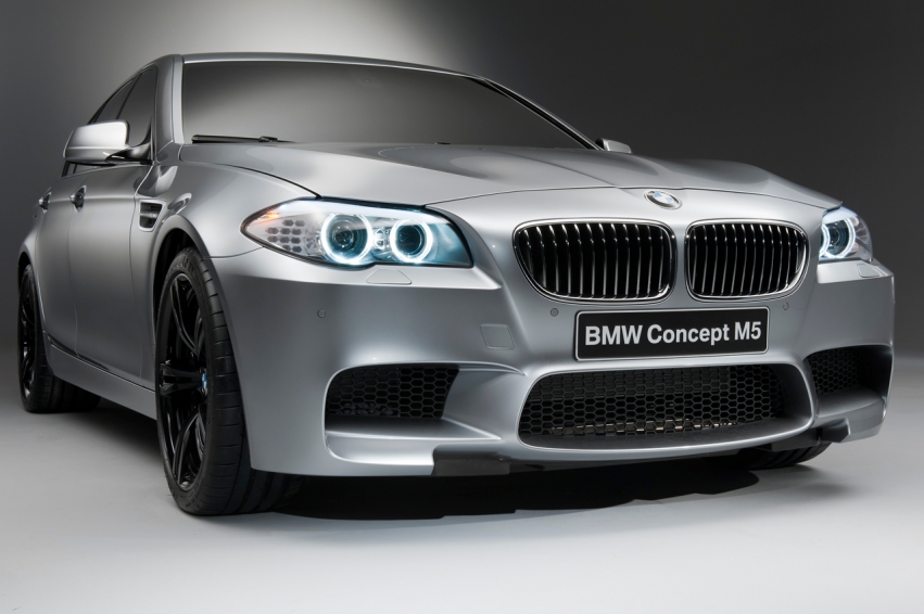 BMW M5 F10 2011