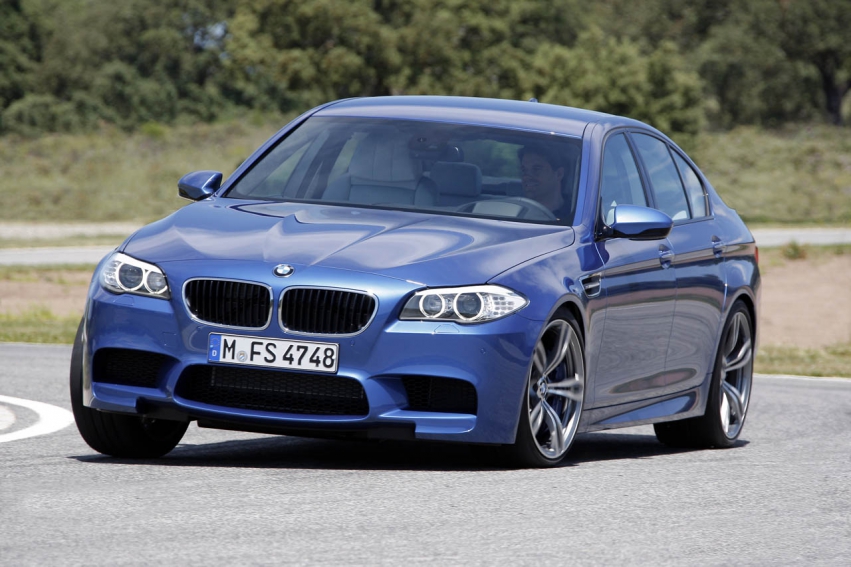 Auto wallpapers BMW M5 F10 2012