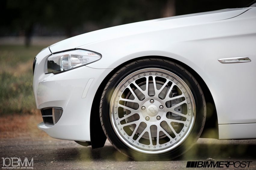 Auto wallpapers BMW 535i modified F10 2011
