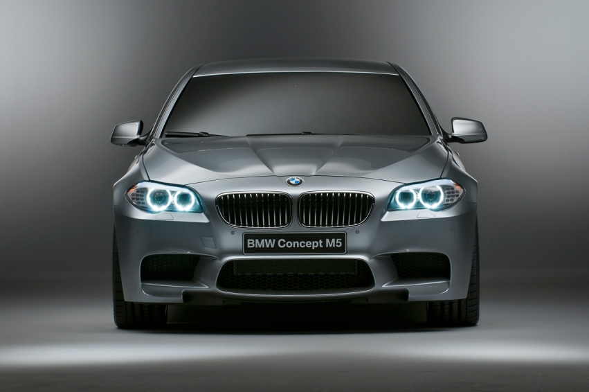 BMW M5 F10 2011