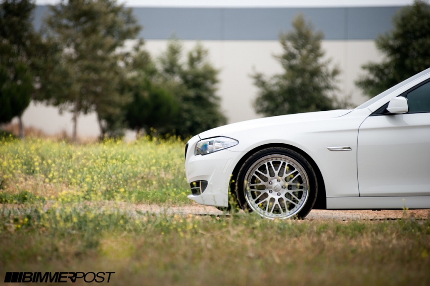 Auto wallpapers BMW 535i modified F10 2011