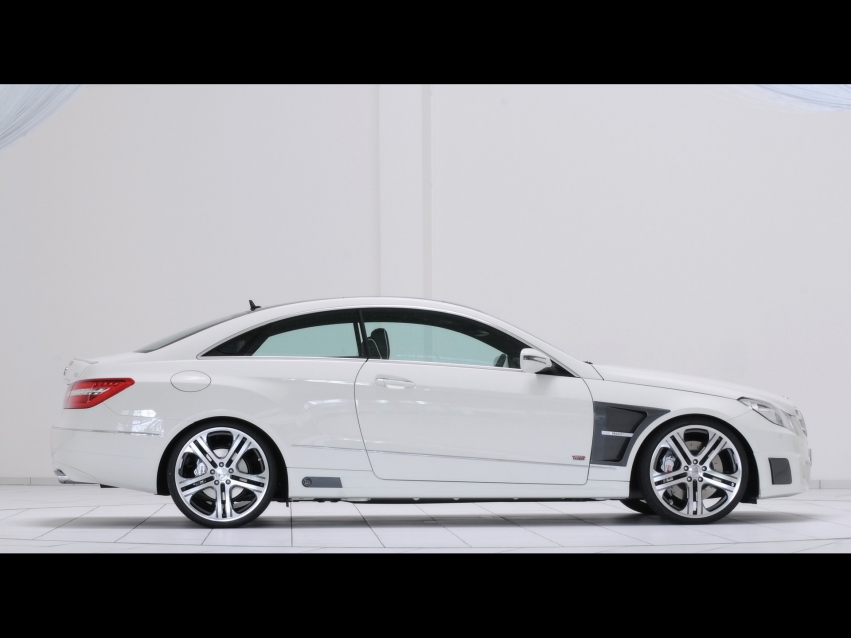 Auto wallpapers Mercedes-Benz Brabus E-Class Coupe 2010