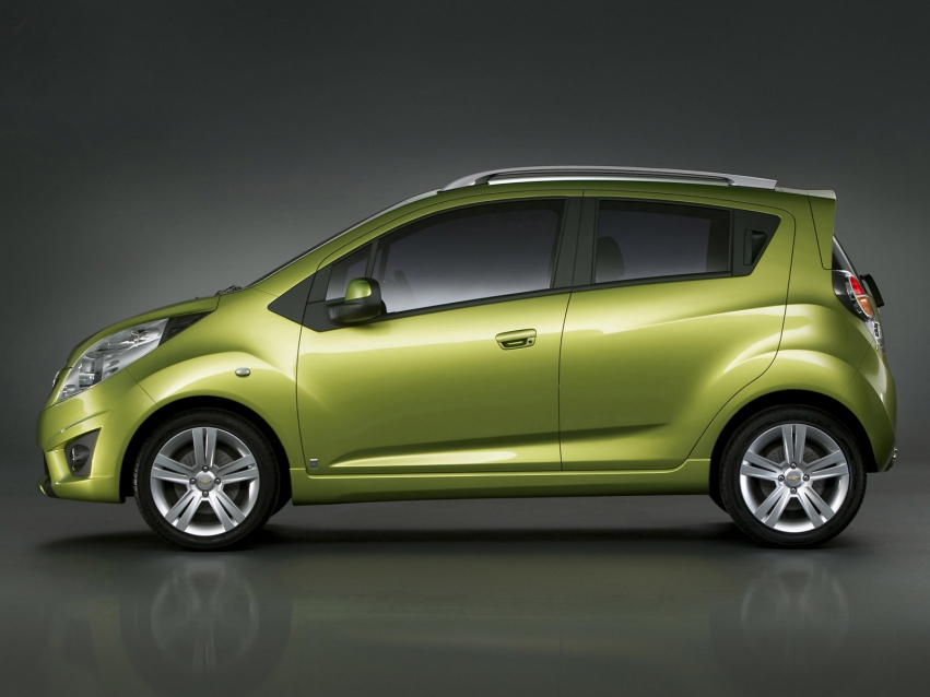 Auto wallpapers Chevrolet Spark Hatchback 2010