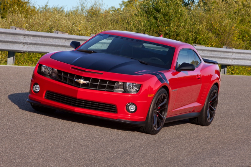 Auto wallpapers Chevrolet Camaro 1le , Corvette 2012