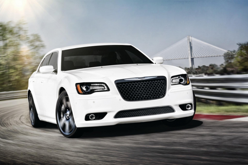 Auto wallpapers Chrysler 300 SRT8 2012
