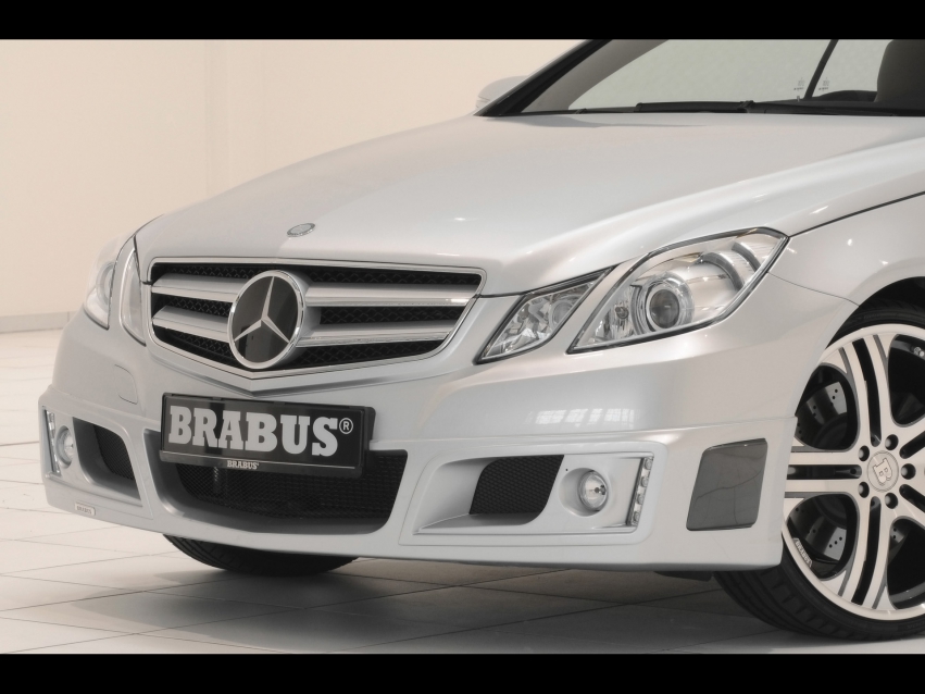 Auto wallpapers Mercedes-Benz Brabus E-Class Coupe 2010