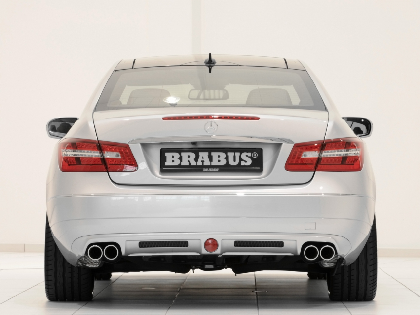 Auto wallpapers Mercedes-Benz Brabus E-Class Coupe 2010