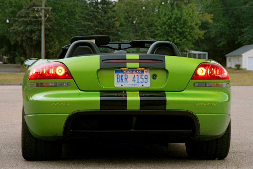 Auto wallpapers Dodge Dodge Viper SRT-10 2008