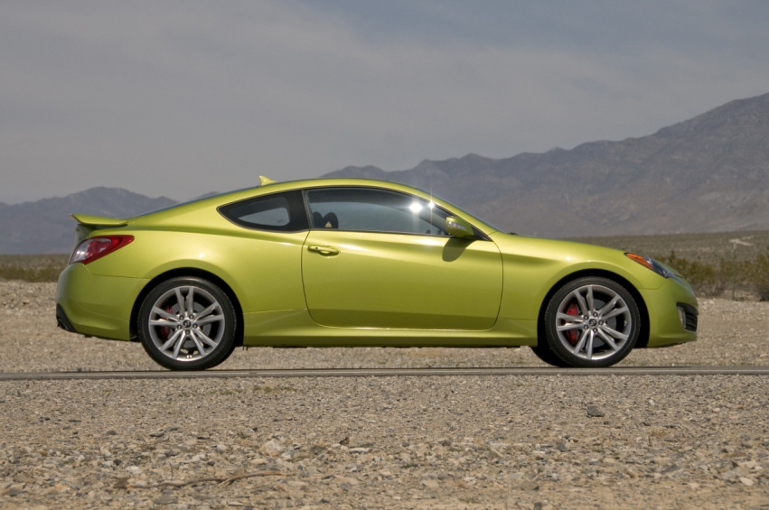 Auto wallpapers Hyundai Genesis Coupe 2010