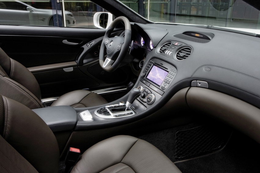 Auto wallpapers Mercedes-Benz Mercedes-Benz SL 63 AMG Edition IWC
